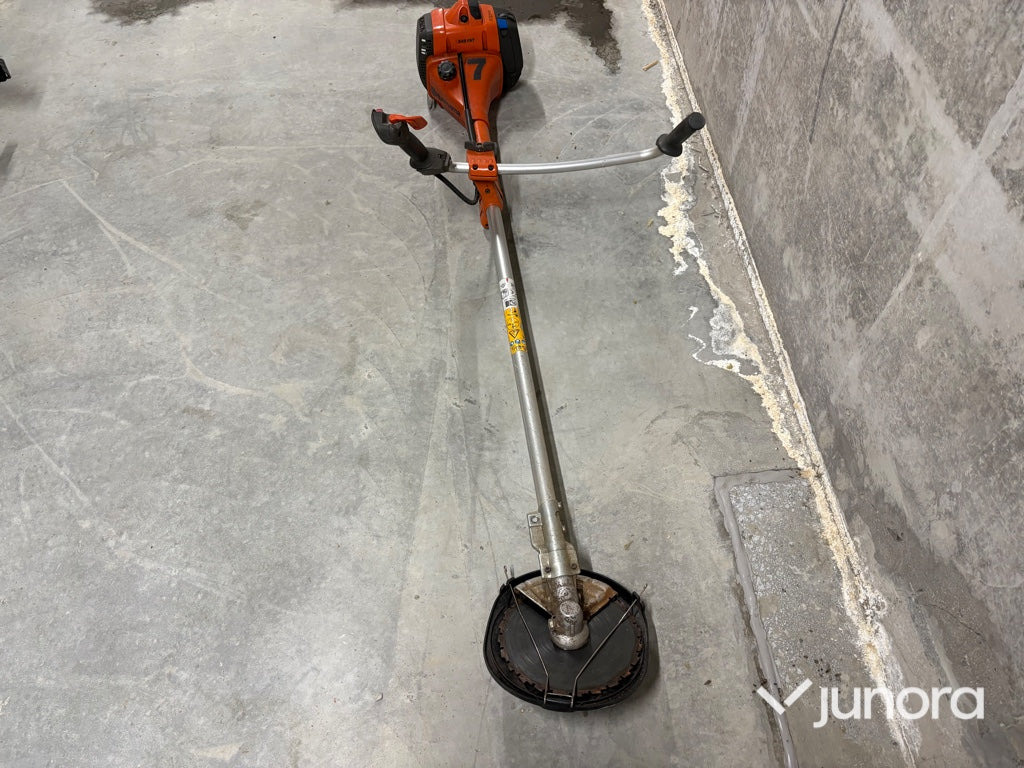 Röjsåg - Husqvarna, 545FX, 4st - 정원 모어 : 사진 5 Röjsåg - Husqvarna, 545FX, 4st - 정원 모어 : 사진 5