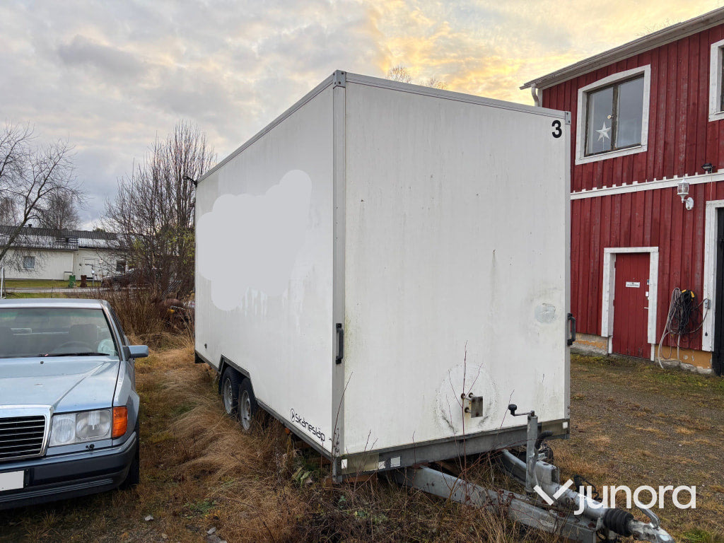 Skåpsläp - Hapert K - 밀폐형 박스 트레일러 : 사진 3 Skåpsläp - Hapert K - 밀폐형 박스 트레일러 : 사진 3