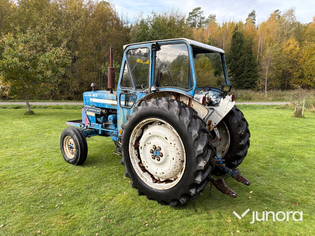 Traktor - Ford 4000 - 장궤형 트랙터 : 사진 3 Traktor - Ford 4000 - 장궤형 트랙터 : 사진 3
