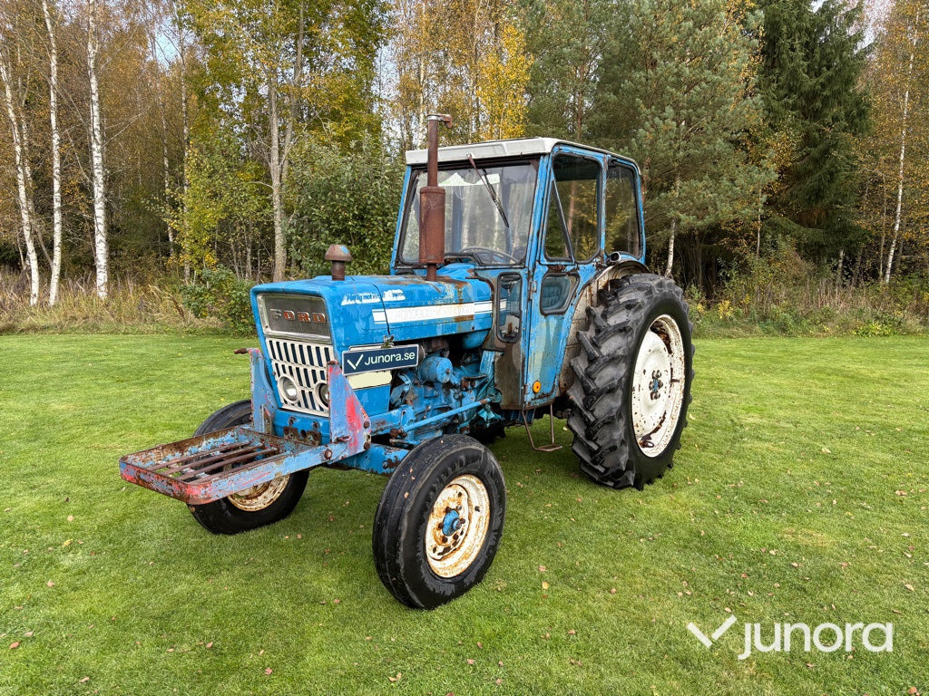 Traktor - Ford 4000 - 장궤형 트랙터 : 사진 1 Traktor - Ford 4000 - 장궤형 트랙터 : 사진 1