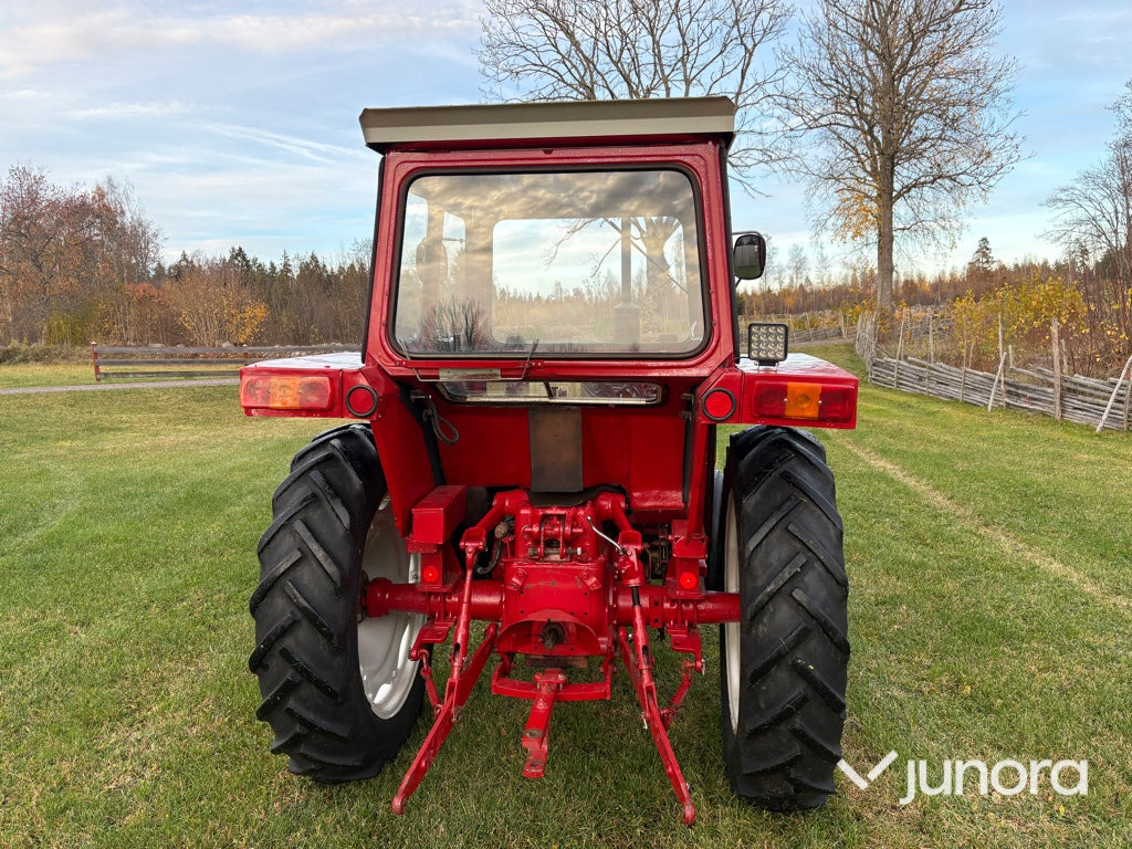 Traktor - International 444 - 장궤형 트랙터 : 사진 4 Traktor - International 444 - 장궤형 트랙터 : 사진 4