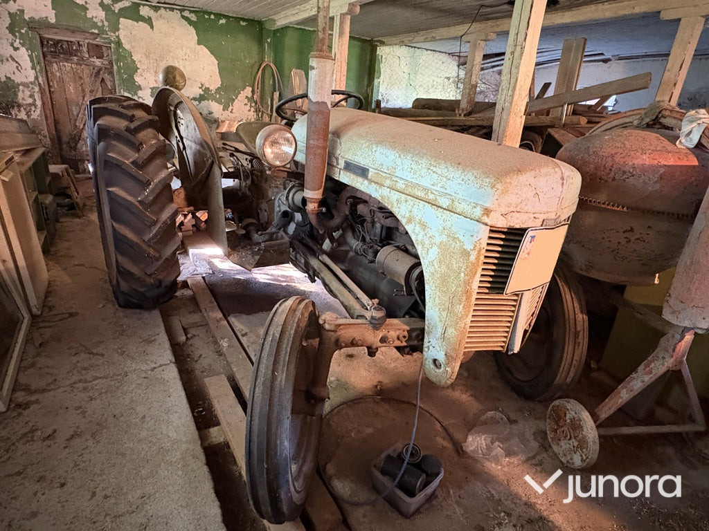 Traktor - Massey Ferguson, Grålle - 장궤형 트랙터 : 사진 3 Traktor - Massey Ferguson, Grålle - 장궤형 트랙터 : 사진 3