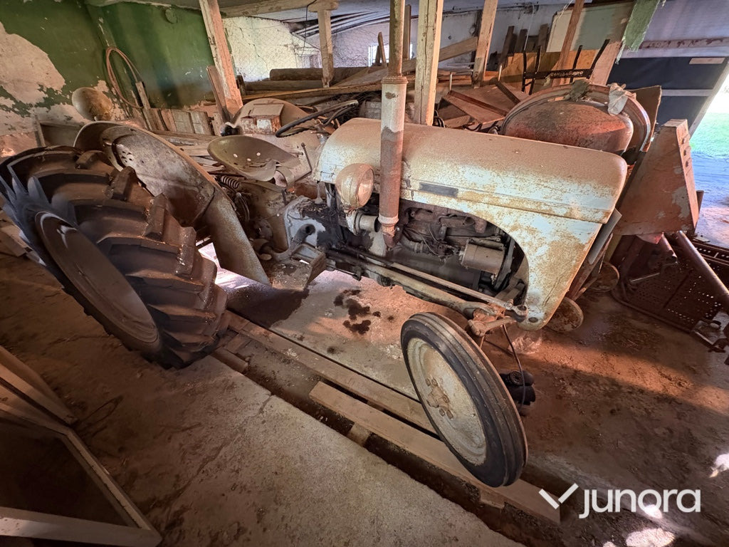 Traktor - Massey Ferguson, Grålle - 장궤형 트랙터 : 사진 4 Traktor - Massey Ferguson, Grålle - 장궤형 트랙터 : 사진 4