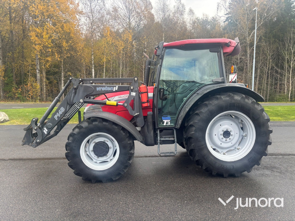 Traktor - McCormick C100 Max med lastare - 장궤형 트랙터 : 사진 2 Traktor - McCormick C100 Max med lastare - 장궤형 트랙터 : 사진 2