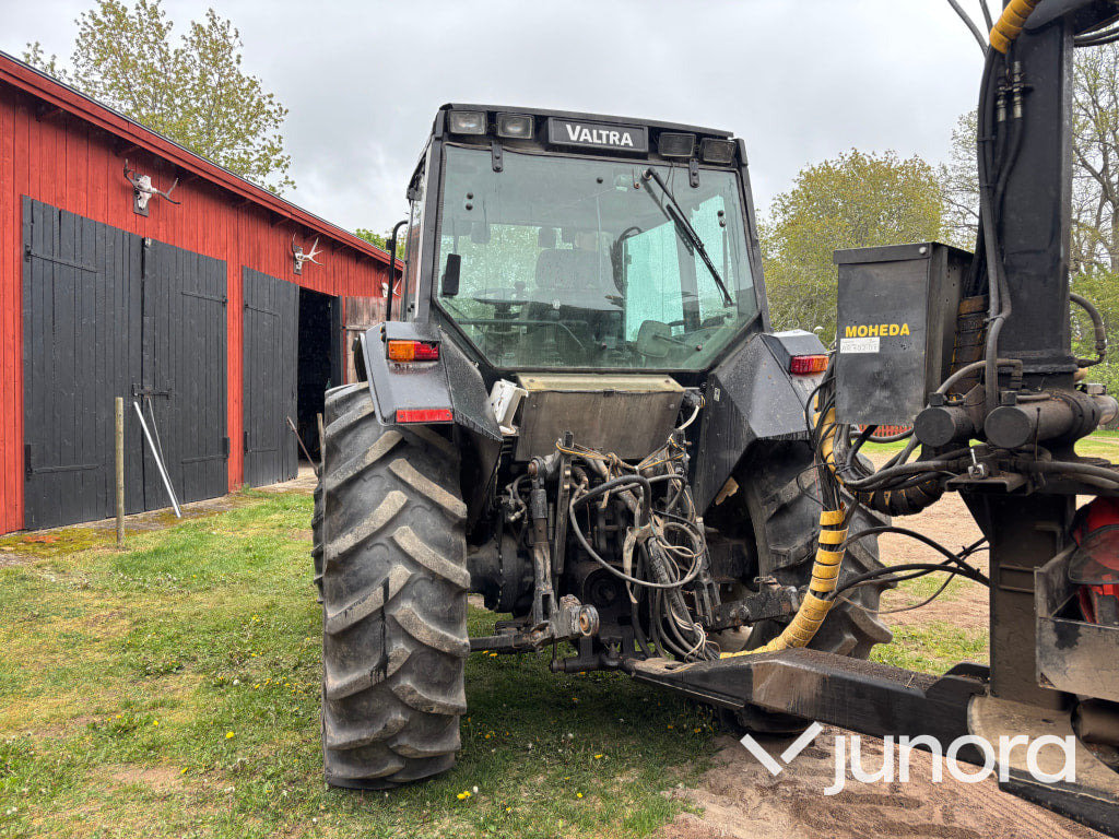 Traktor Valmet 6400 med lastare - 장궤형 트랙터 : 사진 4 Traktor Valmet 6400 med lastare - 장궤형 트랙터 : 사진 4