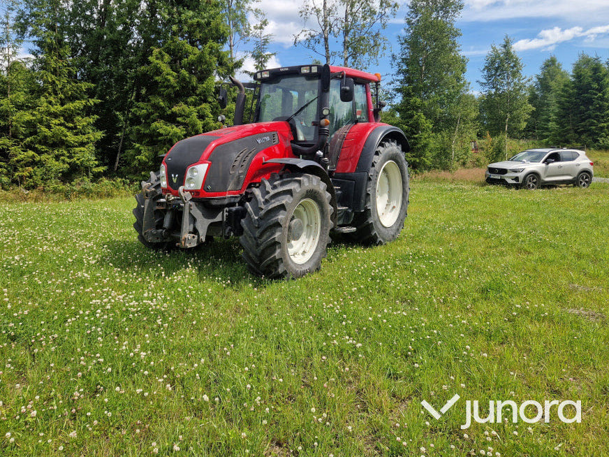 Valtra T203 Direct - 장궤형 트랙터 : 사진 1 Valtra T203 Direct - 장궤형 트랙터 : 사진 1