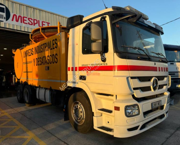Mercedes Actros 2544 - 진공 흡입 트럭 : 사진 2 Mercedes Actros 2544 - 진공 흡입 트럭 : 사진 2