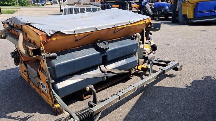 Nido N9010-18 PAN - 모래/ 소금 살포기 : 사진 2 Nido N9010-18 PAN - 모래/ 소금 살포기 : 사진 2