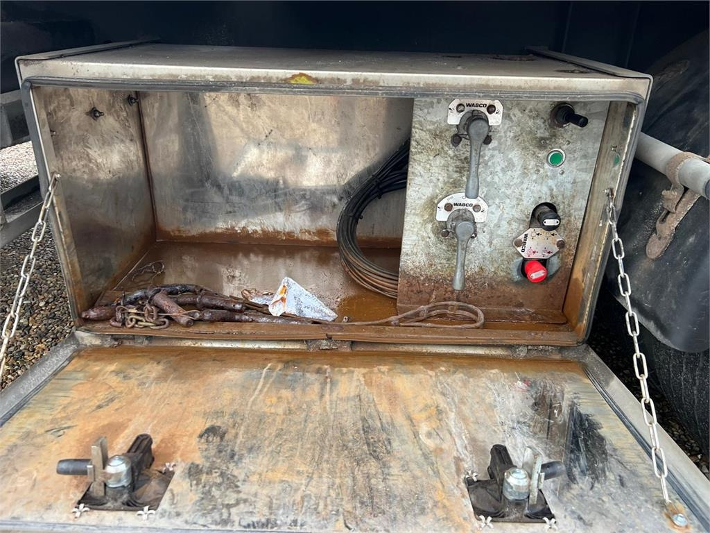 CMT 6,5 - 7,0 mtr container - tip - 기타 기계 : 사진 4 CMT 6,5 - 7,0 mtr container - tip - 기타 기계 : 사진 4