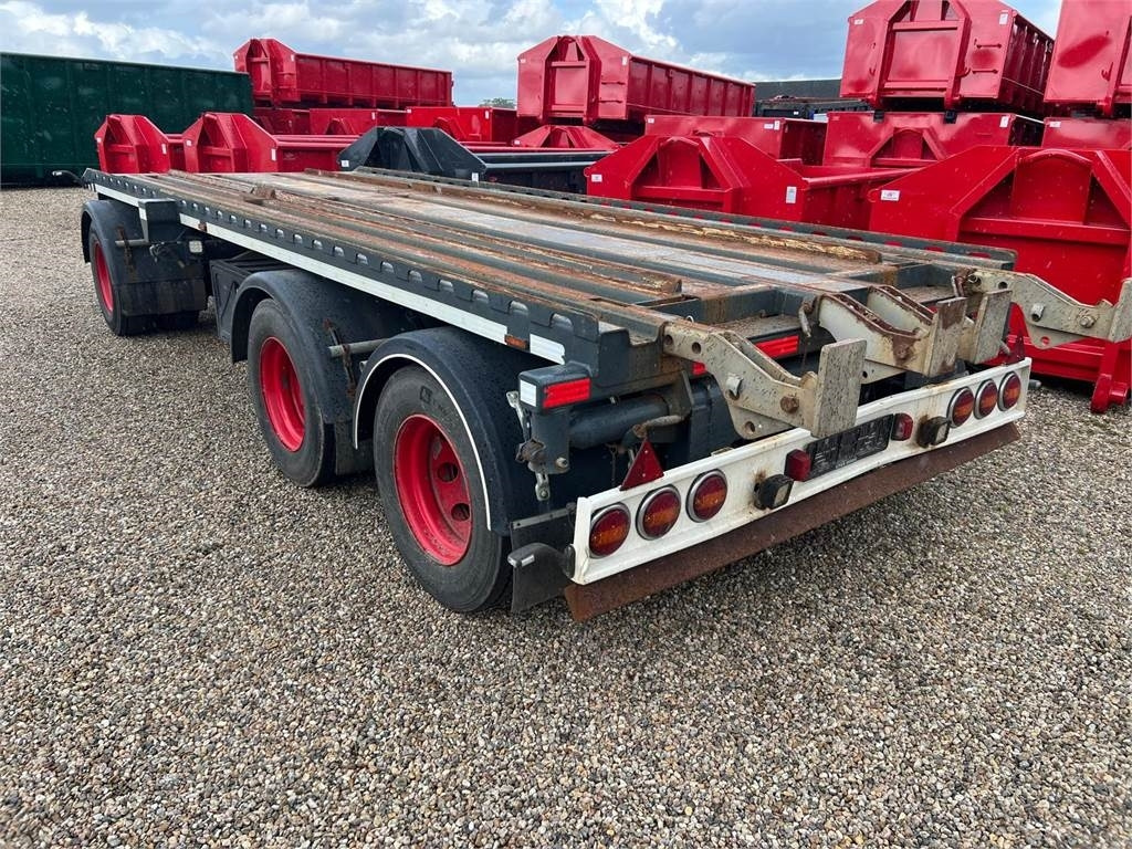 CMT PT12-20 - 6,5 mtr - 7,0 mtr container - 롤오프/ 스킵 트레일러 : 사진 1 CMT PT12-20 - 6,5 mtr - 7,0 mtr container - 롤오프/ 스킵 트레일러 : 사진 1