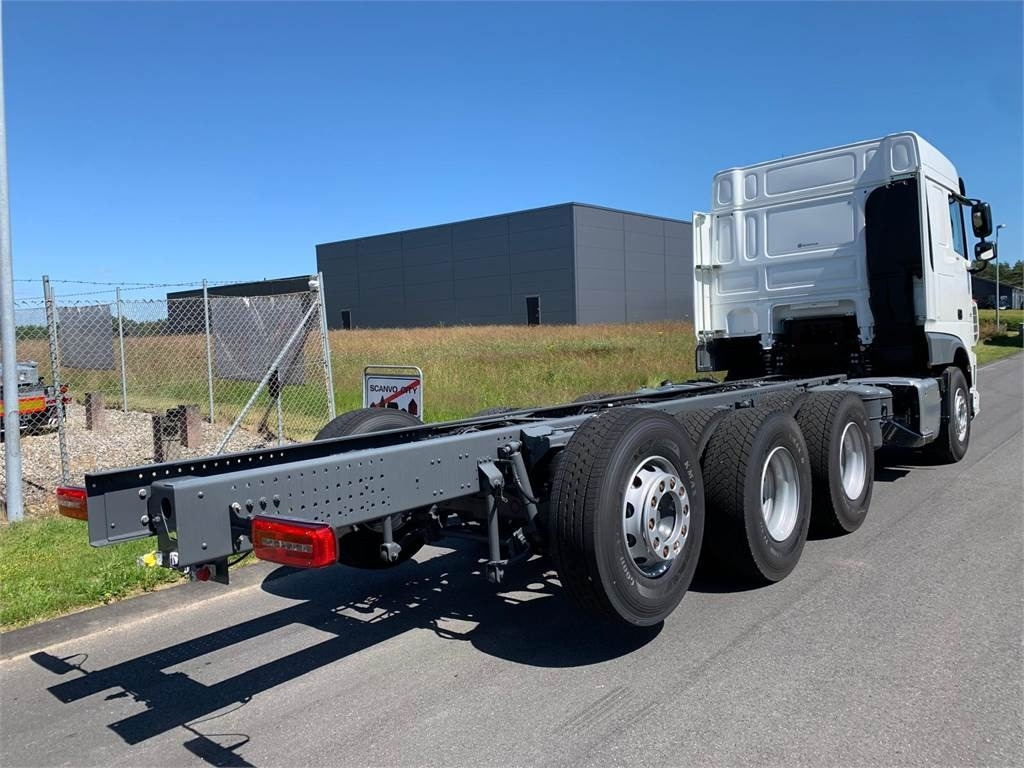 DAF XF 430 FAW 8x4*4 Tridem - 스킵 로더 트럭 : 사진 3 DAF XF 430 FAW 8x4*4 Tridem - 스킵 로더 트럭 : 사진 3