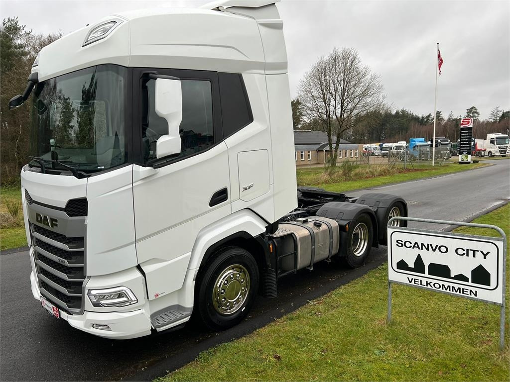 DAF XF530 FTS 6x2 - 트랙터 유닛 : 사진 1 DAF XF530 FTS 6x2 - 트랙터 유닛 : 사진 1