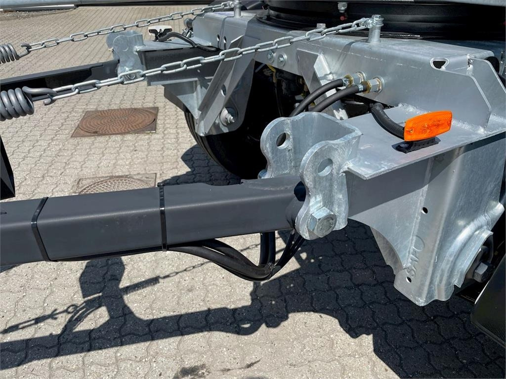 Hangler ZWP - H180 18 ton - 컨테이너 운반 장치/ 스와프 보디 트레일러 : 사진 5 Hangler ZWP - H180 18 ton - 컨테이너 운반 장치/ 스와프 보디 트레일러 : 사진 5