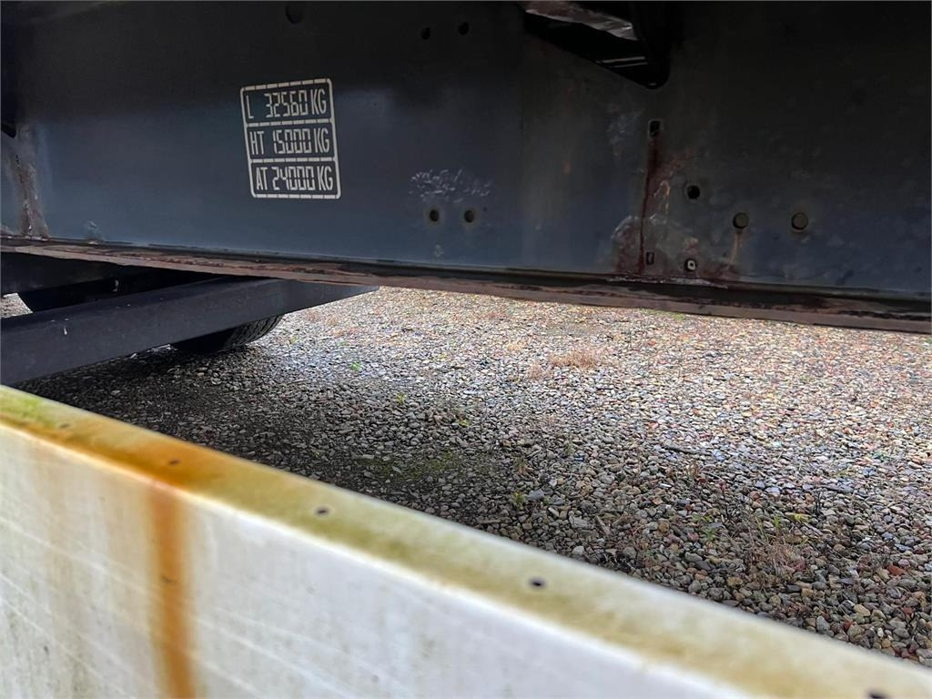 Krone 13,6 mtr - 드롭사이드/ 플랫베드 세미 트레일러 : 사진 5 Krone 13,6 mtr - 드롭사이드/ 플랫베드 세미 트레일러 : 사진 5