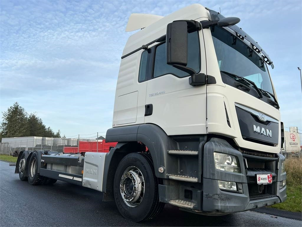 MAN TGS 26-440 6x2-4 LL - 컨테이너 운반 장치/ 스와프 보디 트럭 : 사진 1 MAN TGS 26-440 6x2-4 LL - 컨테이너 운반 장치/ 스와프 보디 트럭 : 사진 1
