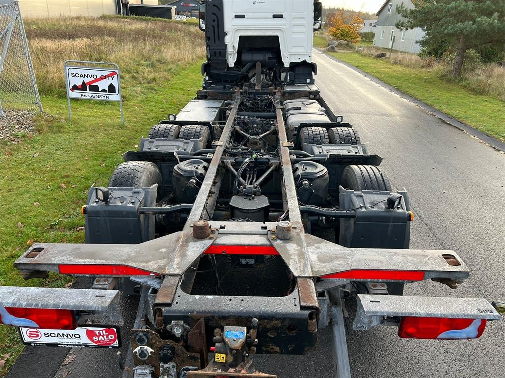 컨테이너 운반 장치/ 스와프 보디 트럭 MAN TGS 26-440 6x2-4 LL : 사진 12 컨테이너 운반 장치/ 스와프 보디 트럭 MAN TGS 26-440 6x2-4 LL : 사진 12