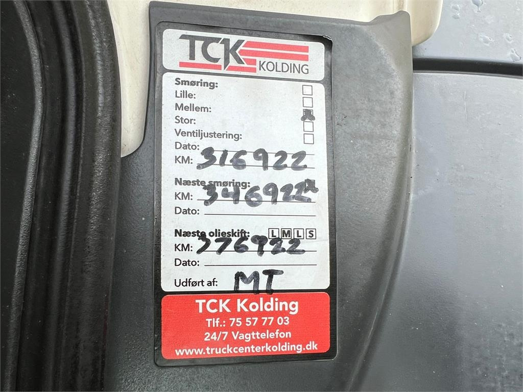 컨테이너 운반 장치/ 스와프 보디 트럭 MAN TGS 26-440 6x2-4 LL : 사진 23 컨테이너 운반 장치/ 스와프 보디 트럭 MAN TGS 26-440 6x2-4 LL : 사진 23