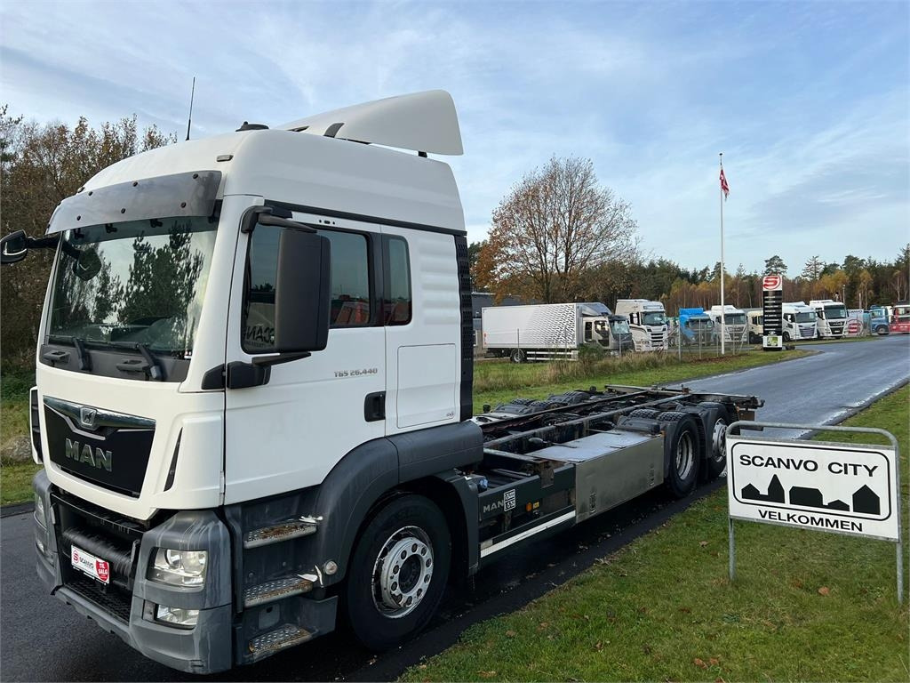 MAN TGS 26-440 6x2-4 LL - 컨테이너 운반 장치/ 스와프 보디 트럭 : 사진 2 MAN TGS 26-440 6x2-4 LL - 컨테이너 운반 장치/ 스와프 보디 트럭 : 사진 2