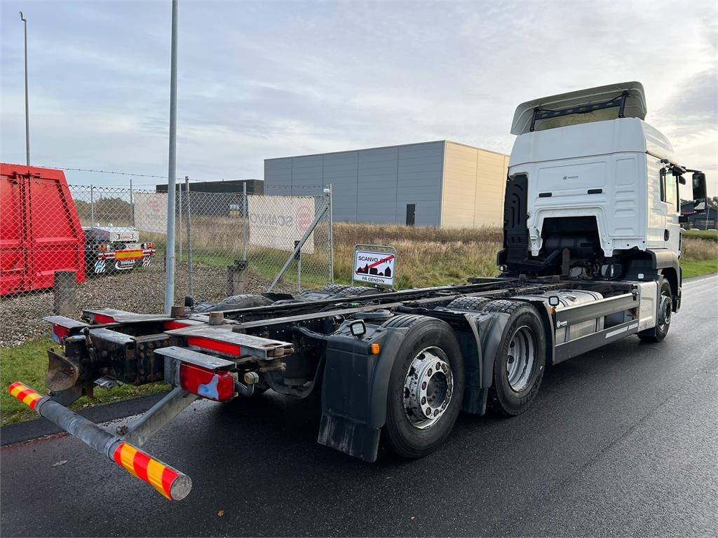 MAN TGS 26-440 6x2-4 LL - 컨테이너 운반 장치/ 스와프 보디 트럭 : 사진 4 MAN TGS 26-440 6x2-4 LL - 컨테이너 운반 장치/ 스와프 보디 트럭 : 사진 4