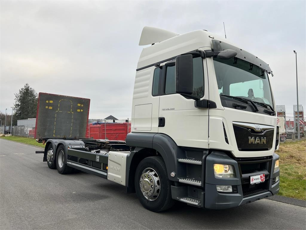 MAN TGS 26-500 6x2-4 LL - 컨테이너 운반 장치/ 스와프 보디 트럭 : 사진 2 MAN TGS 26-500 6x2-4 LL - 컨테이너 운반 장치/ 스와프 보디 트럭 : 사진 2