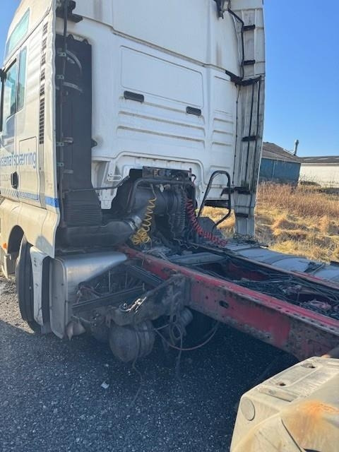 MAN TGX 18-440 4x2 LLS-U mega - 트랙터 유닛 : 사진 3 MAN TGX 18-440 4x2 LLS-U mega - 트랙터 유닛 : 사진 3