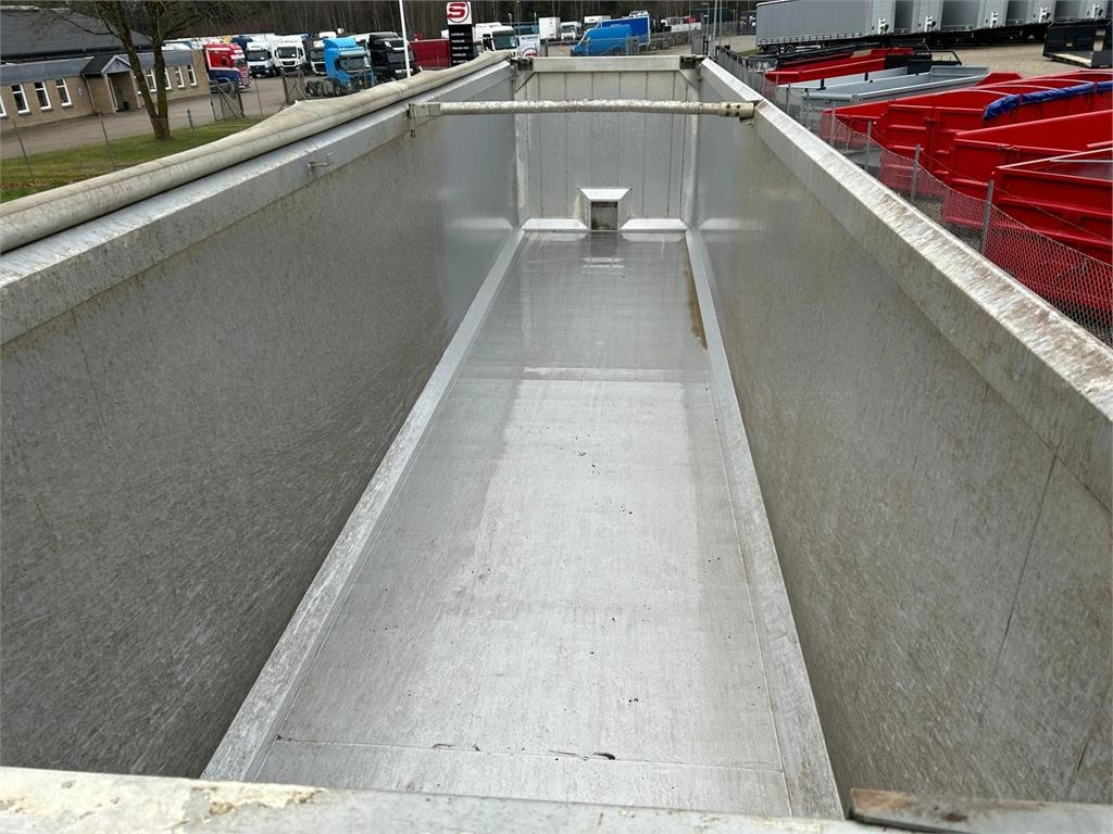 MTDK TK400 - 60m3 alu kasse - 덤프 세미 트레일러 : 사진 4 MTDK TK400 - 60m3 alu kasse - 덤프 세미 트레일러 : 사진 4
