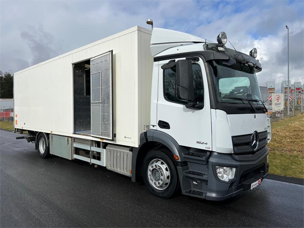 Mercedes-Benz Antos 1824 LnR - 박스 트럭 : 사진 2 Mercedes-Benz Antos 1824 LnR - 박스 트럭 : 사진 2