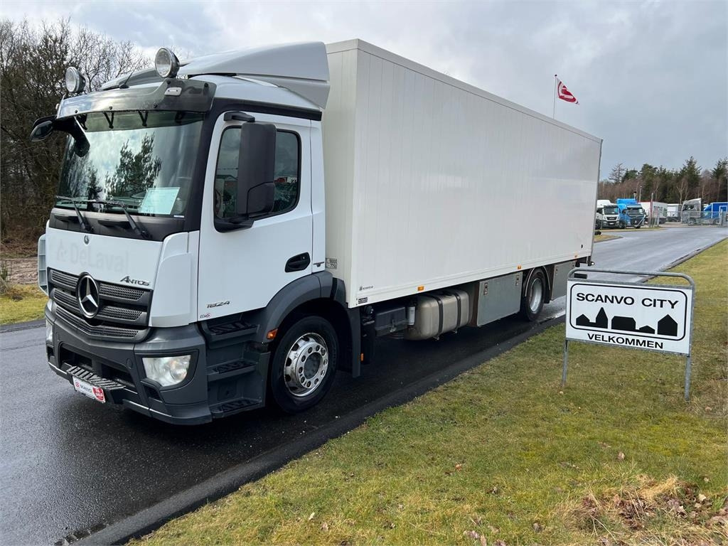 Mercedes-Benz Antos 1824 LnR - 박스 트럭 : 사진 3 Mercedes-Benz Antos 1824 LnR - 박스 트럭 : 사진 3