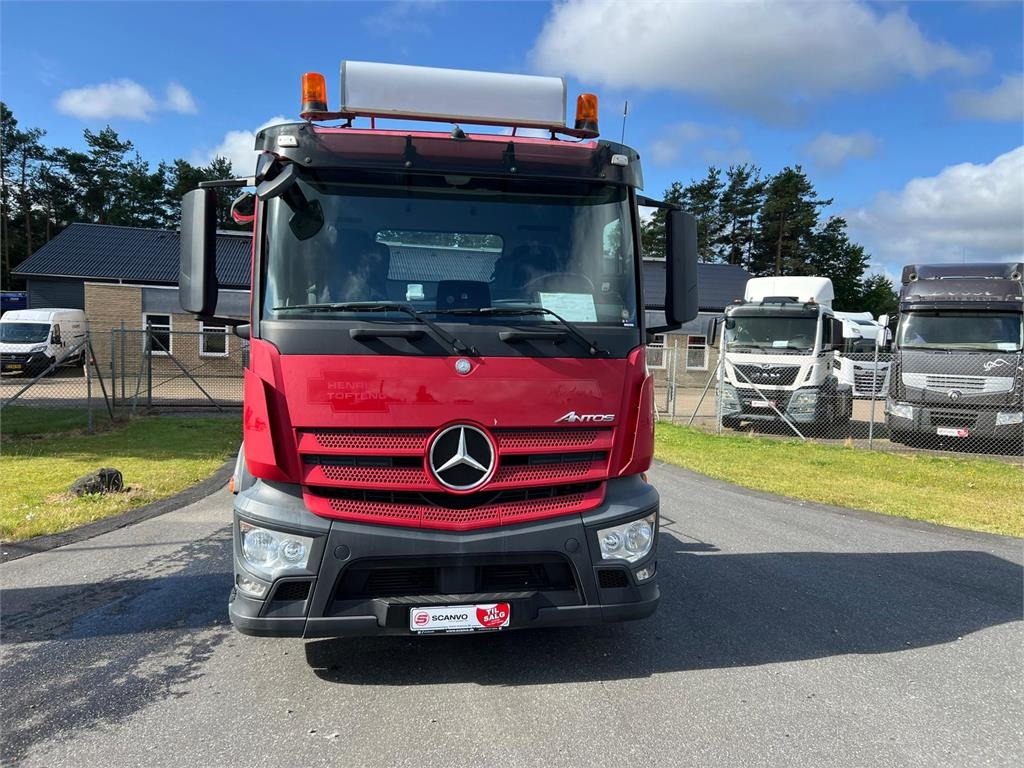 Mercedes-Benz Antos 2543 - 스킵 로더 트럭 : 사진 5 Mercedes-Benz Antos 2543 - 스킵 로더 트럭 : 사진 5