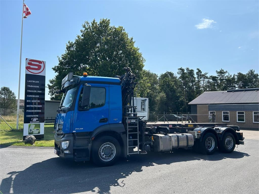 Mercedes-Benz Antos 2546 - Hiab 192 E kran - 스킵 로더 트럭 : 사진 1 Mercedes-Benz Antos 2546 - Hiab 192 E kran - 스킵 로더 트럭 : 사진 1
