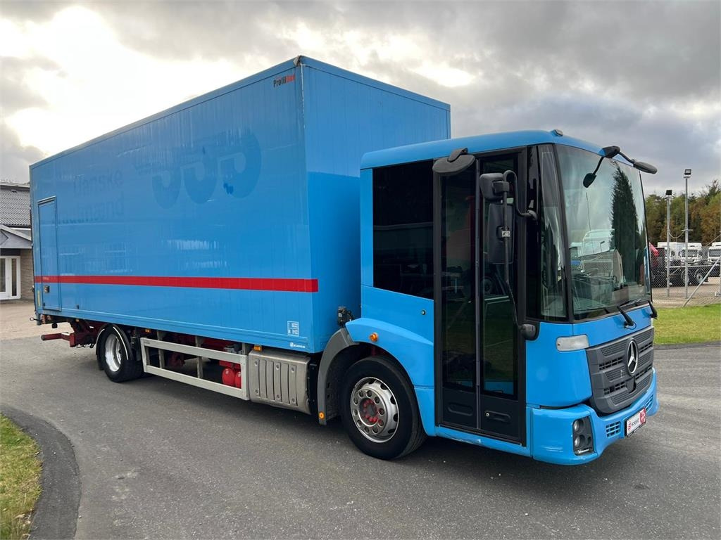 Mercedes-Benz Econic 1827 L - 박스 트럭 : 사진 2 Mercedes-Benz Econic 1827 L - 박스 트럭 : 사진 2