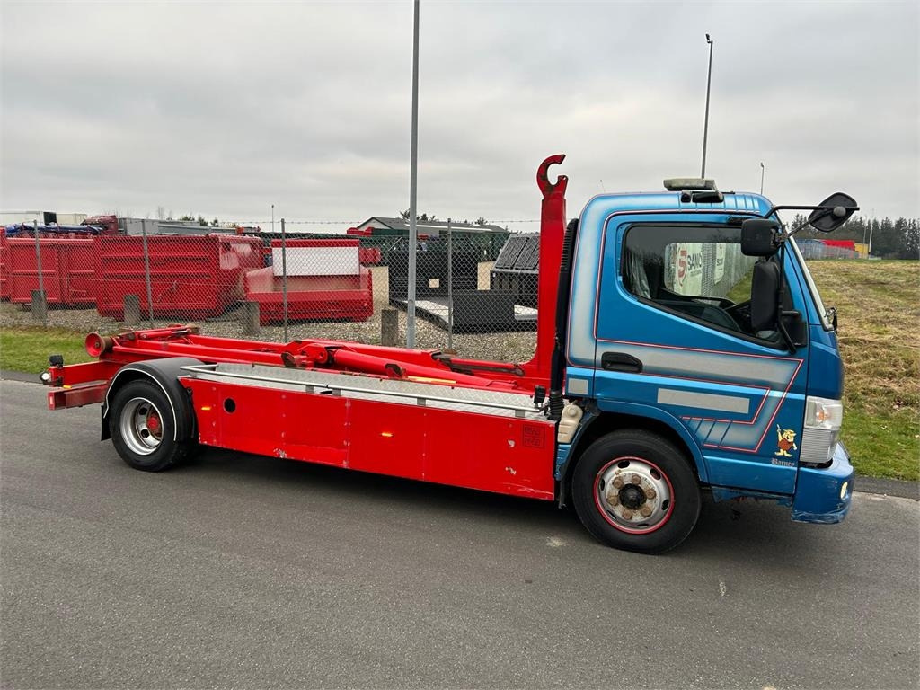 Mitsubishi Fuso CANTER 9C150 - 후크 리프트 트럭 : 사진 1 Mitsubishi Fuso CANTER 9C150 - 후크 리프트 트럭 : 사진 1