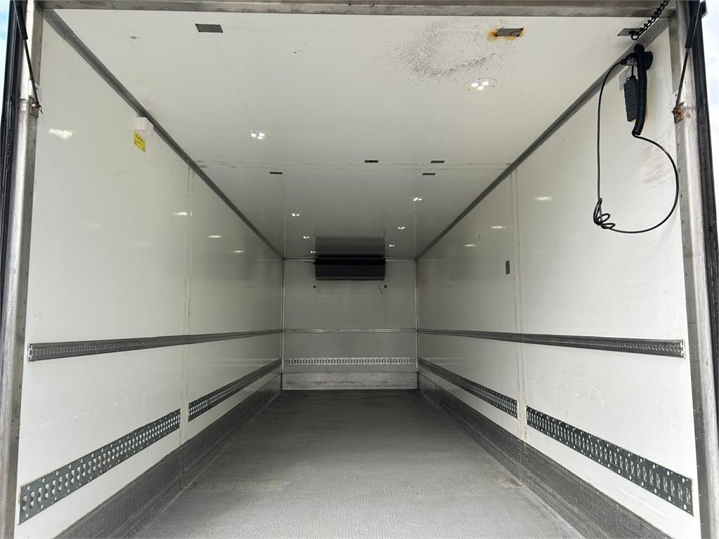 Volvo FL 250 16 ton - 냉동탑차 : 사진 5 Volvo FL 250 16 ton - 냉동탑차 : 사진 5