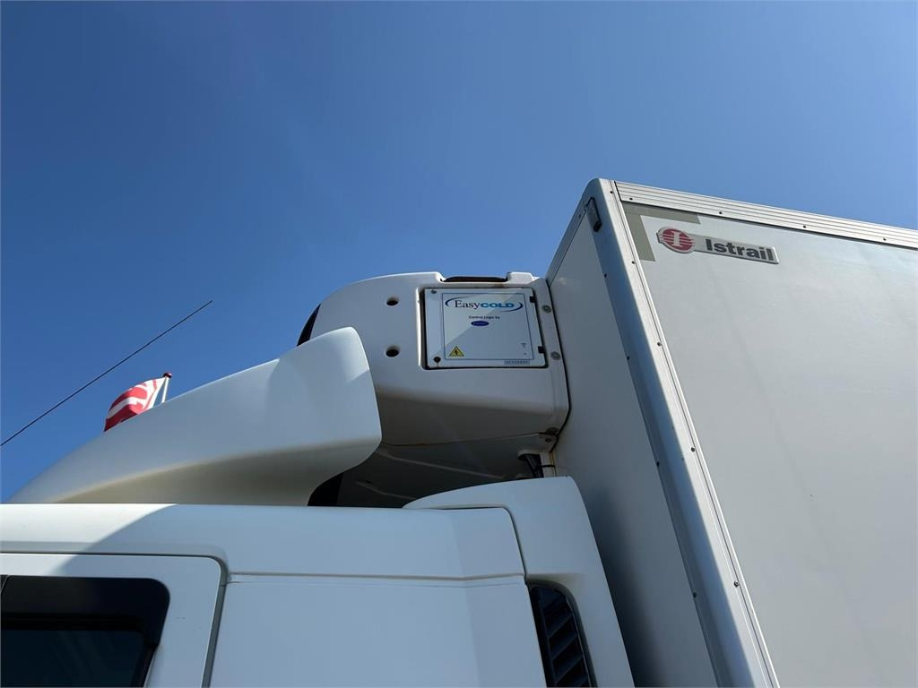 Volvo FL 280 (12 ton) Dobbelt compartment - 냉동탑차 : 사진 3 Volvo FL 280 (12 ton) Dobbelt compartment - 냉동탑차 : 사진 3