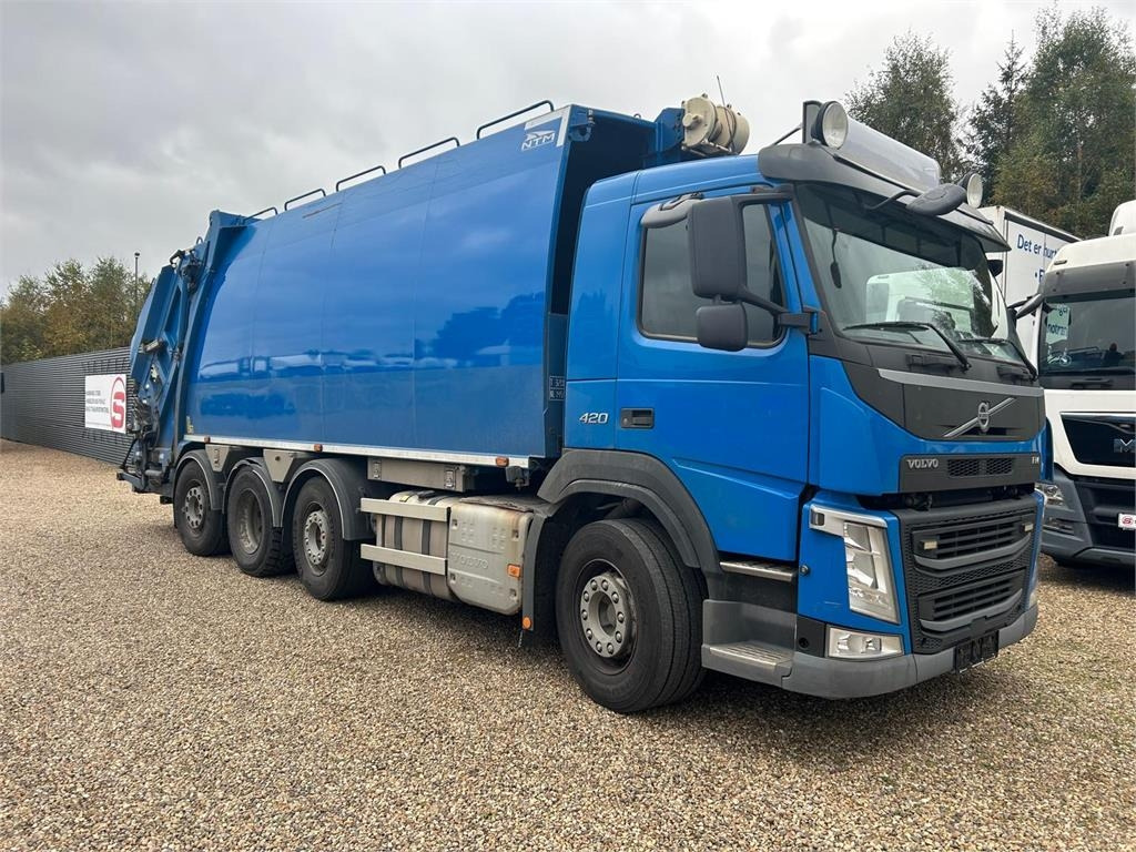 Volvo FM420 8x2*6 Trippel NTM 25m3 - 쓰레기차 : 사진 1 Volvo FM420 8x2*6 Trippel NTM 25m3 - 쓰레기차 : 사진 1