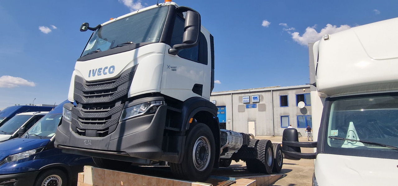 IVECO - PALFINGER AD280X48 + PALFINGER HT20SLD - 후크 리프트 트럭, 크레인 트럭 : 사진 1 IVECO - PALFINGER AD280X48 + PALFINGER HT20SLD - 후크 리프트 트럭, 크레인 트럭 : 사진 1