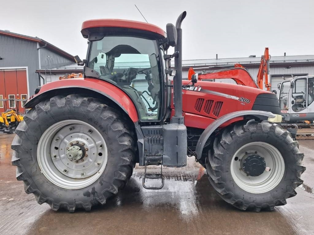 Case IH PUMA 200CXV ETUNOSTOLAITTEET - 장궤형 트랙터 : 사진 5 Case IH PUMA 200CXV ETUNOSTOLAITTEET - 장궤형 트랙터 : 사진 5