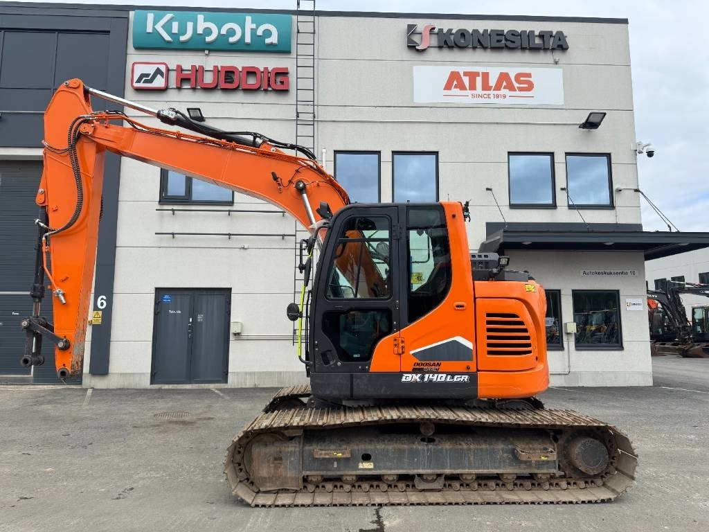 Develon DX 140 LCR-7, STAGE V - 크롤러 굴삭기 : 사진 1 Develon DX 140 LCR-7, STAGE V - 크롤러 굴삭기 : 사진 1