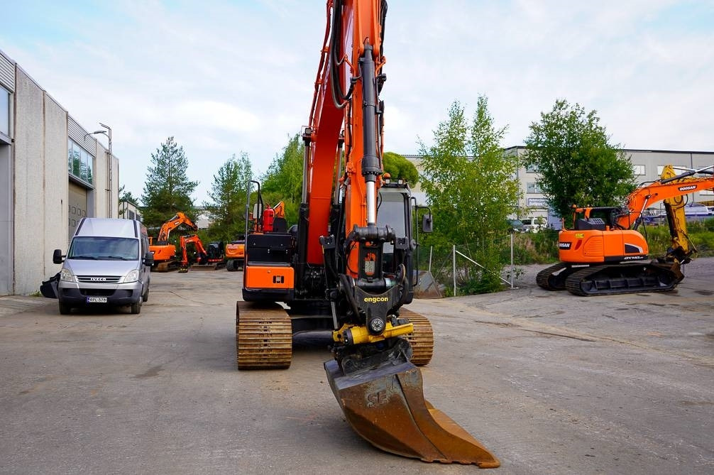 Doosan DX140LC-5 EPS ENGCON - 크롤러 굴삭기 : 사진 4 Doosan DX140LC-5 EPS ENGCON - 크롤러 굴삭기 : 사진 4