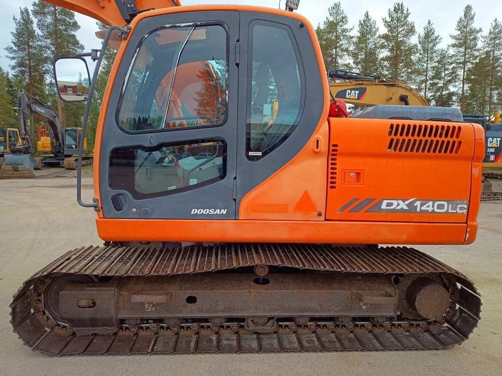 Doosan DX140LC KALLISTAJA+PYÖRITTÄJÄ - 크롤러 굴삭기 : 사진 2 Doosan DX140LC KALLISTAJA+PYÖRITTÄJÄ - 크롤러 굴삭기 : 사진 2