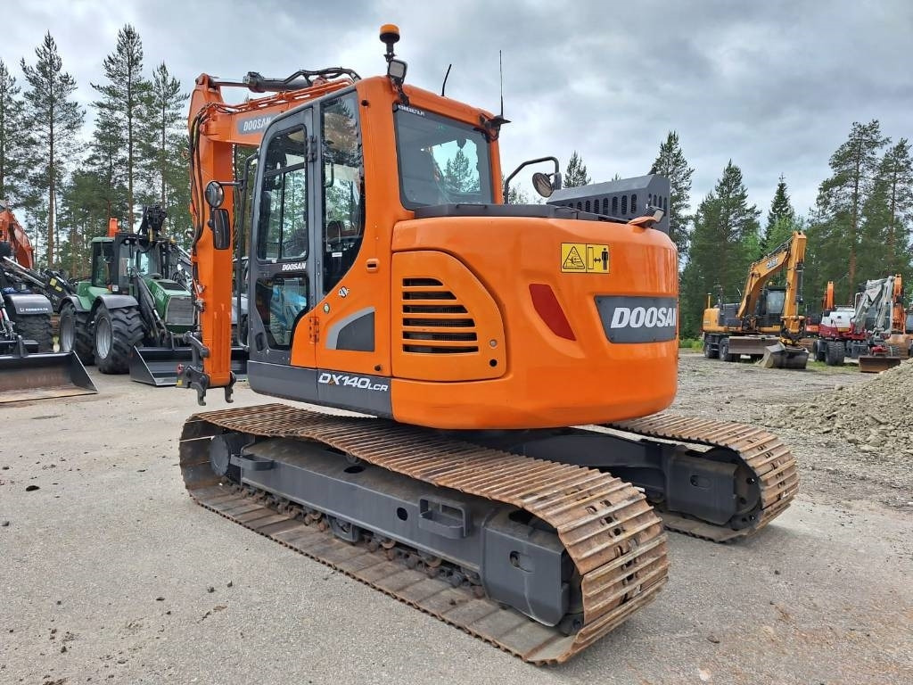 Doosan DX140LCR-5 - 크롤러 굴삭기 : 사진 2 Doosan DX140LCR-5 - 크롤러 굴삭기 : 사진 2