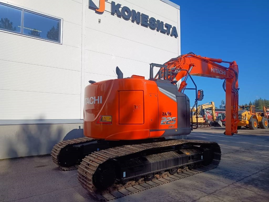 Hitachi MYYTY! SOLD! ZX225USLC-7 -STAGE V- - 크롤러 굴삭기 : 사진 5 Hitachi MYYTY! SOLD! ZX225USLC-7 -STAGE V- - 크롤러 굴삭기 : 사진 5