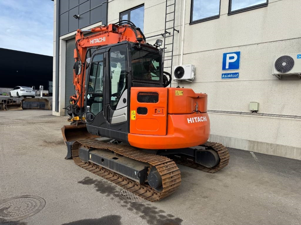 Hitachi ZX 85 US-5 Pyörittäjä, 3-Kauhaa - 미니 굴삭기 : 사진 3 Hitachi ZX 85 US-5 Pyörittäjä, 3-Kauhaa - 미니 굴삭기 : 사진 3