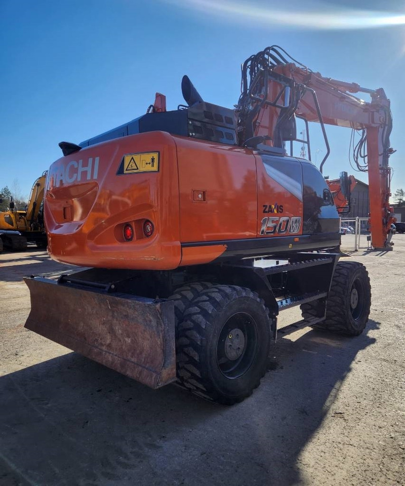 Hitachi ZX150W-7 STAGE 5 - 휠 굴삭기 : 사진 5 Hitachi ZX150W-7 STAGE 5 - 휠 굴삭기 : 사진 5