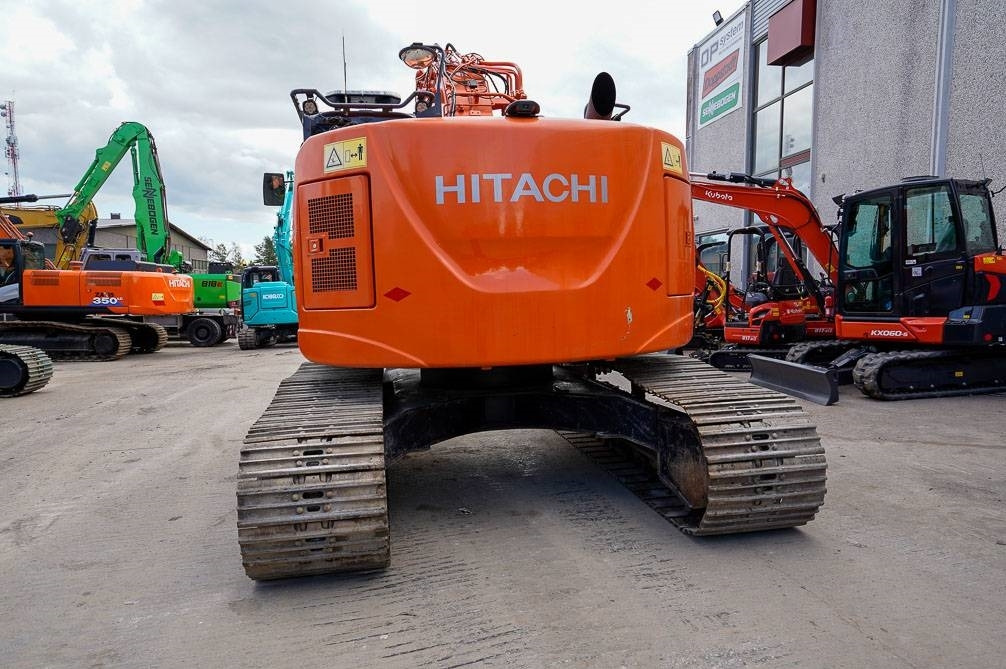Hitachi ZX225USLC-5B MARTTIINILLA - 크롤러 굴삭기 : 사진 4 Hitachi ZX225USLC-5B MARTTIINILLA - 크롤러 굴삭기 : 사진 4