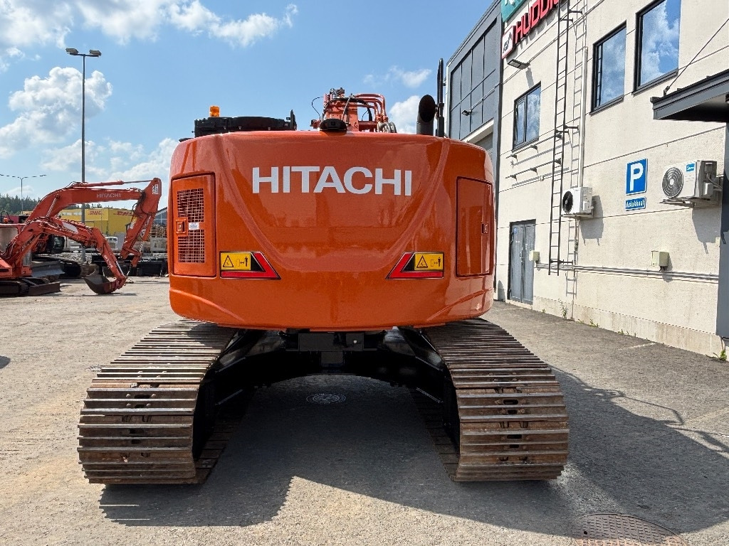 Hitachi ZX225USLC-7 - 크롤러 굴삭기 : 사진 3 Hitachi ZX225USLC-7 - 크롤러 굴삭기 : 사진 3