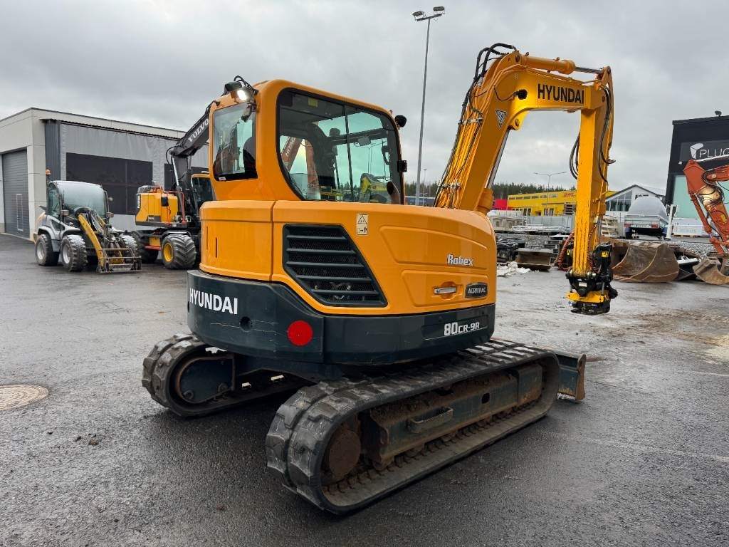 Hyundai R80CR-9A PYÖRITTÄJÄLLÄ - 미니 굴삭기 : 사진 5 Hyundai R80CR-9A PYÖRITTÄJÄLLÄ - 미니 굴삭기 : 사진 5