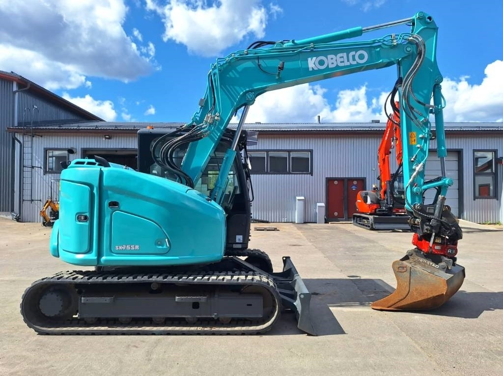 Kobelco SK75SR-7 PYÖRITTÄJÄLLÄ - 미니 굴삭기 : 사진 5 Kobelco SK75SR-7 PYÖRITTÄJÄLLÄ - 미니 굴삭기 : 사진 5