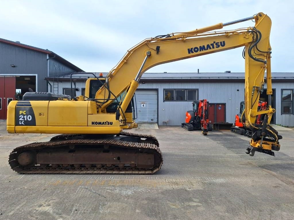 Komatsu MYYTY! SOLD! PC210LC-8 PYÖRITTÄJÄLLÄ - 크롤러 굴삭기 : 사진 5 Komatsu MYYTY! SOLD! PC210LC-8 PYÖRITTÄJÄLLÄ - 크롤러 굴삭기 : 사진 5