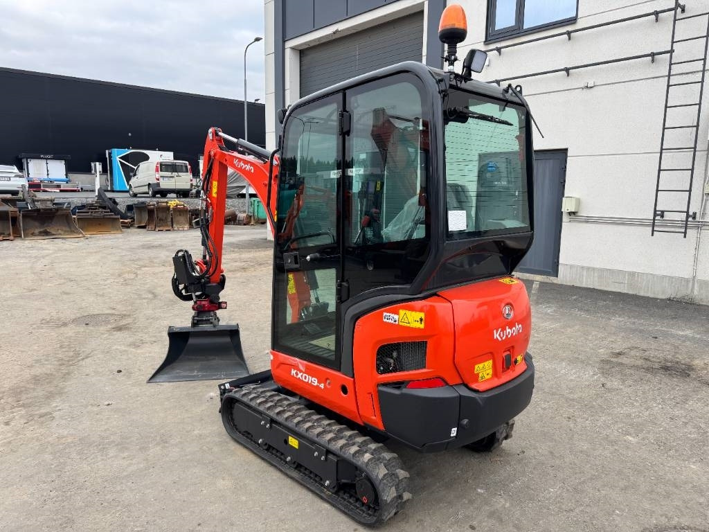 Kubota KX 019-4 - 미니 굴삭기 : 사진 3 Kubota KX 019-4 - 미니 굴삭기 : 사진 3